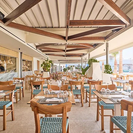 Hotel Paralos Kosta Alimia Hersonissos (Crete)