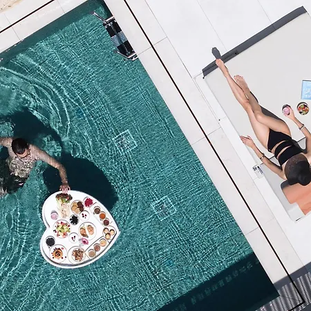 Paralos Kosta Mare Hotel